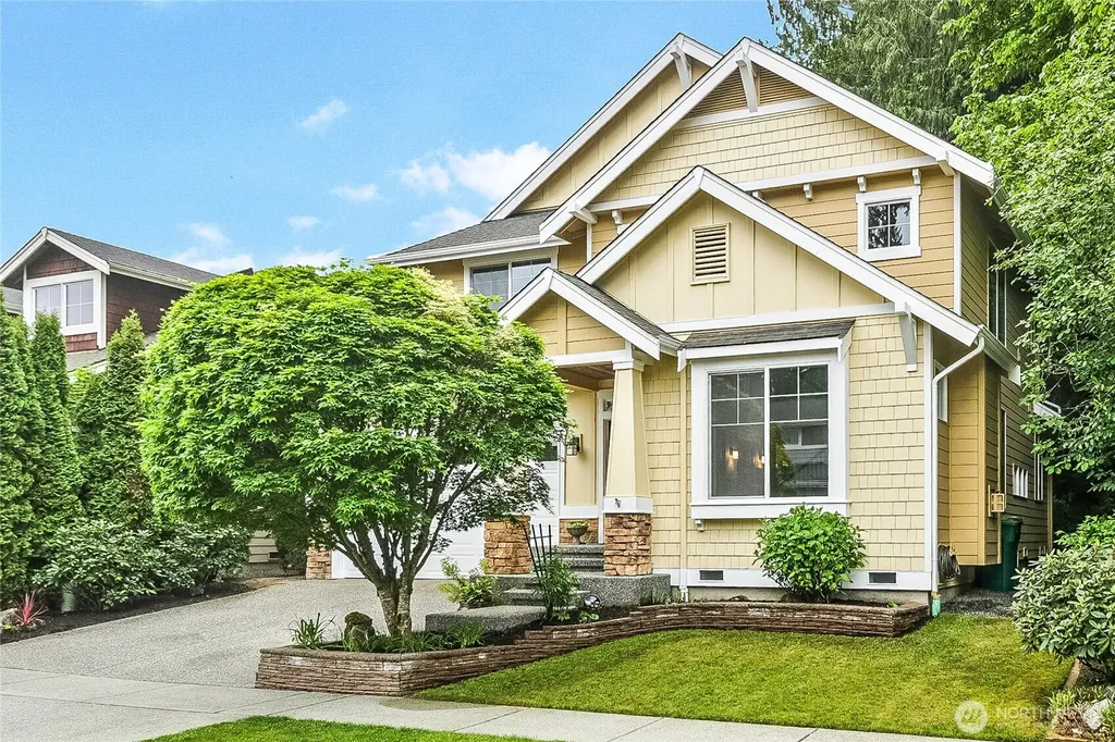 1120 201st Place SW Lynnwood WA 98036