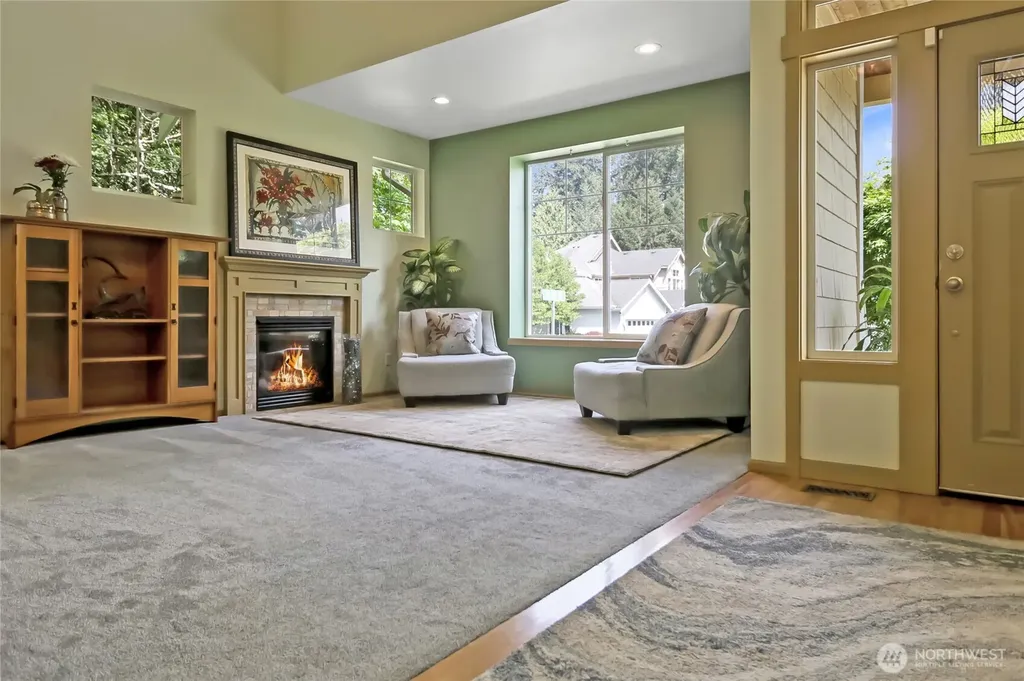 1120 201st Place SW Lynnwood WA 98036