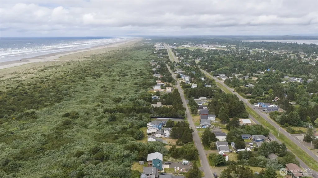 163 Sand Dune Avenue NW Ocean Shores WA 98569
