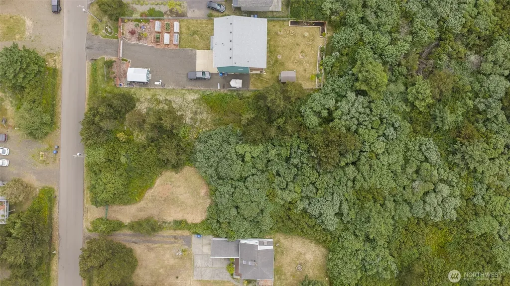 163 Sand Dune Avenue NW Ocean Shores WA 98569