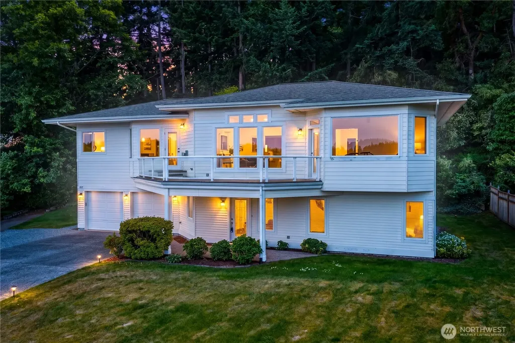 837 Shoshone Drive La Conner WA 98257