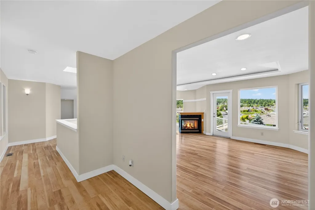 837 Shoshone Drive La Conner WA 98257