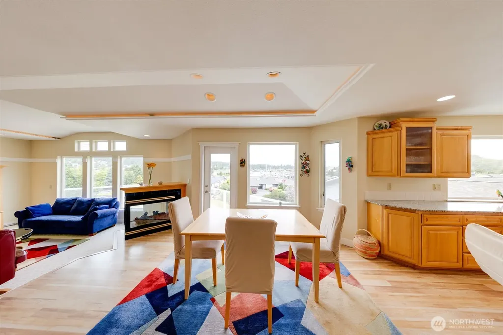 837 Shoshone Drive La Conner WA 98257