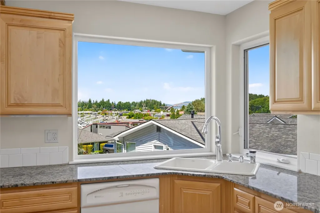 837 Shoshone Drive La Conner WA 98257