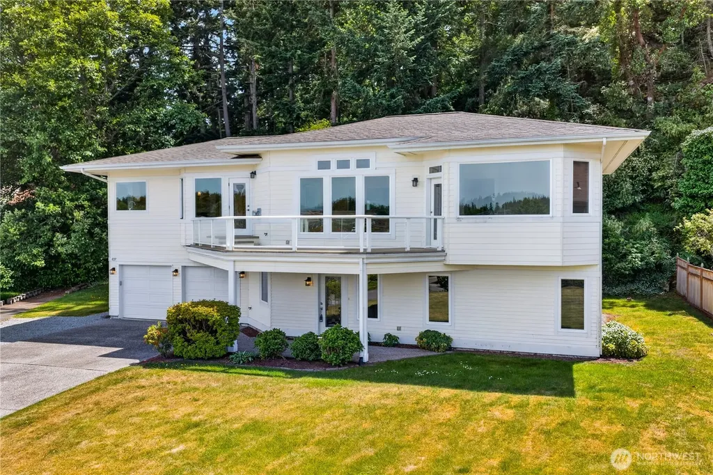 837 Shoshone Drive La Conner WA 98257