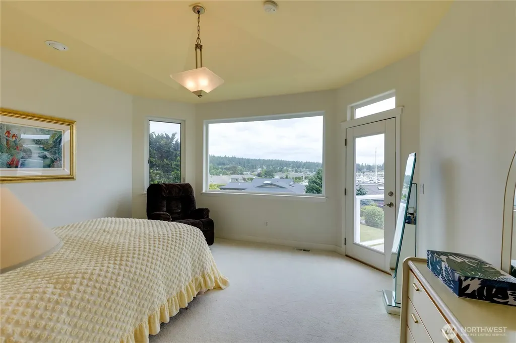 837 Shoshone Drive La Conner WA 98257