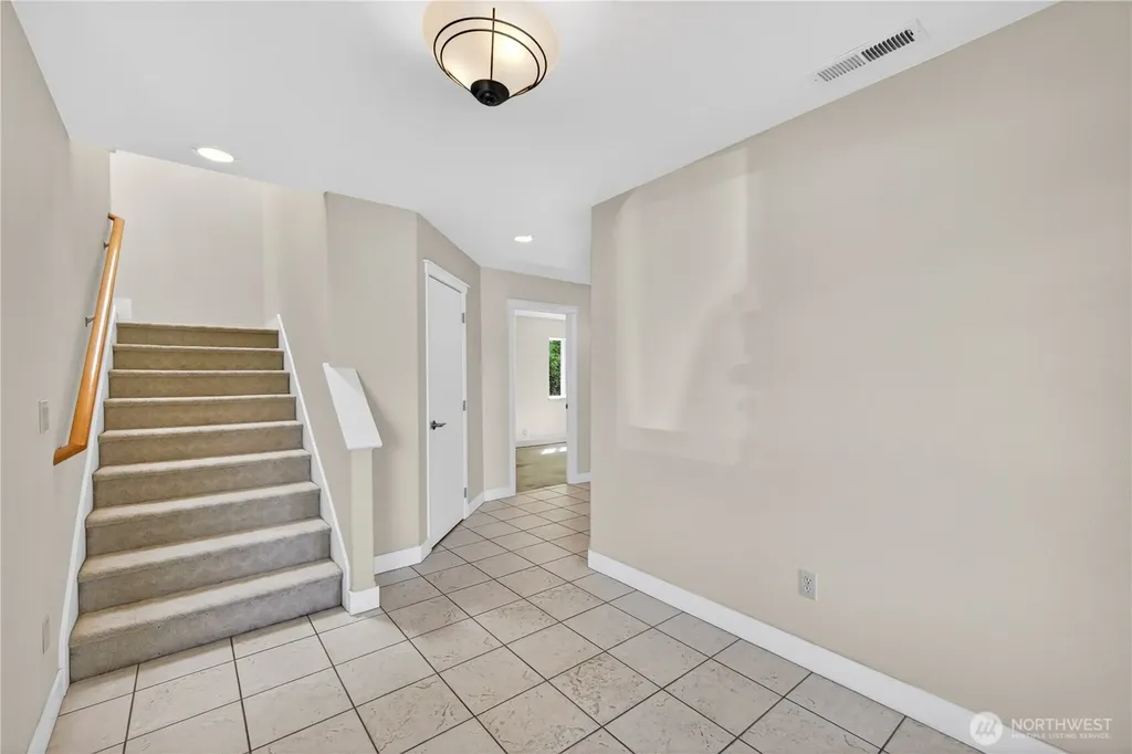 837 Shoshone Drive La Conner WA 98257