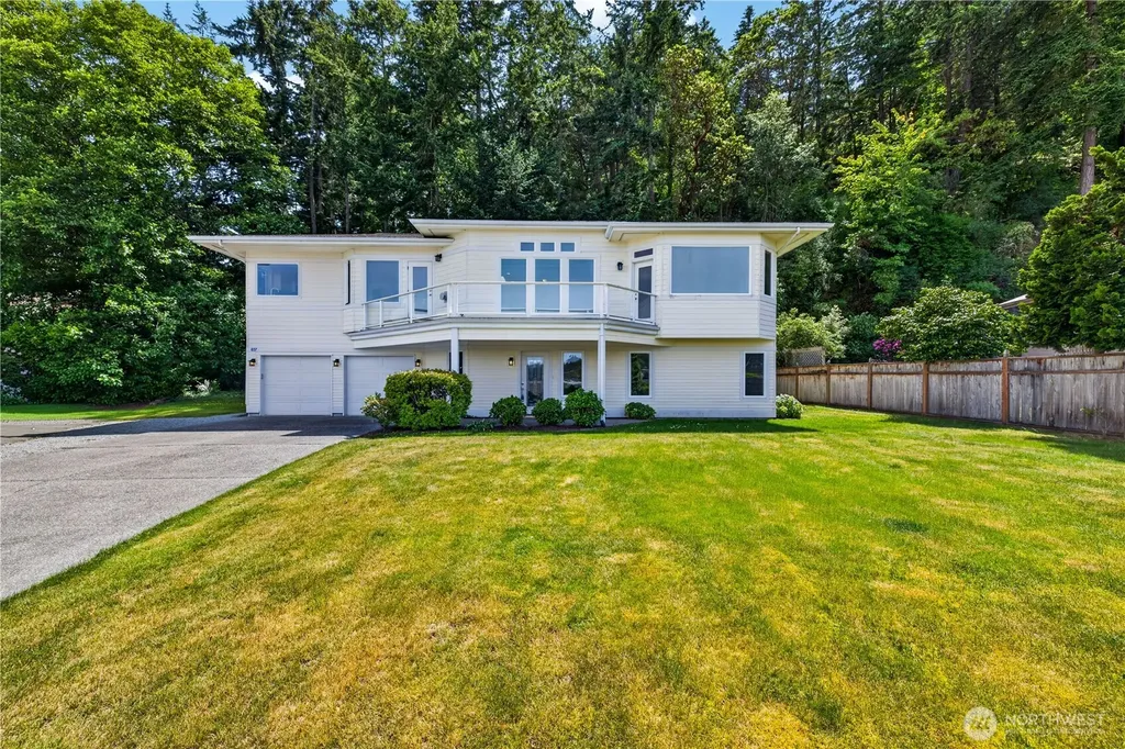837 Shoshone Drive La Conner WA 98257