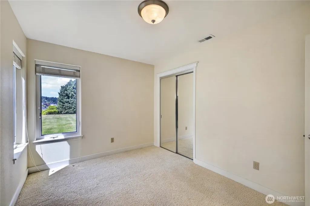 837 Shoshone Drive La Conner WA 98257