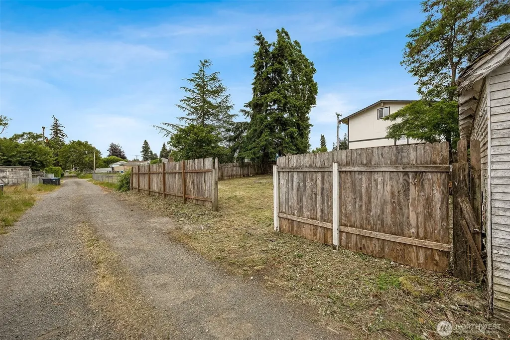 418 Dearborn Avenue Shelton WA 98584