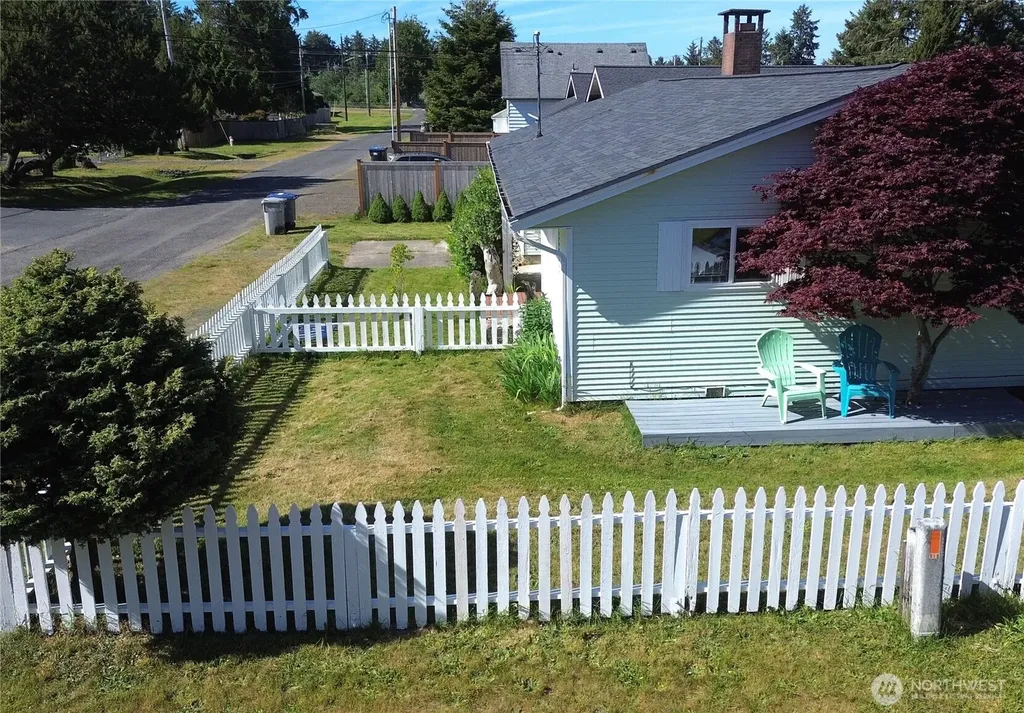 220 Grand Army Westport WA 98595