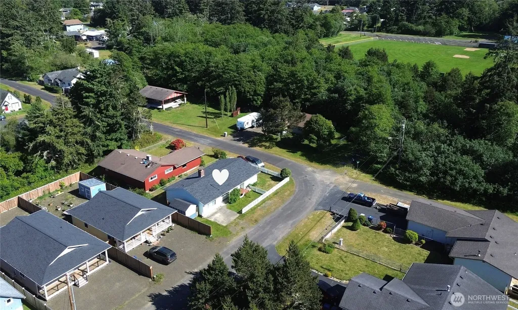 220 Grand Army Westport WA 98595