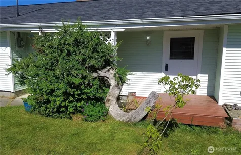 220 Grand Army Westport WA 98595