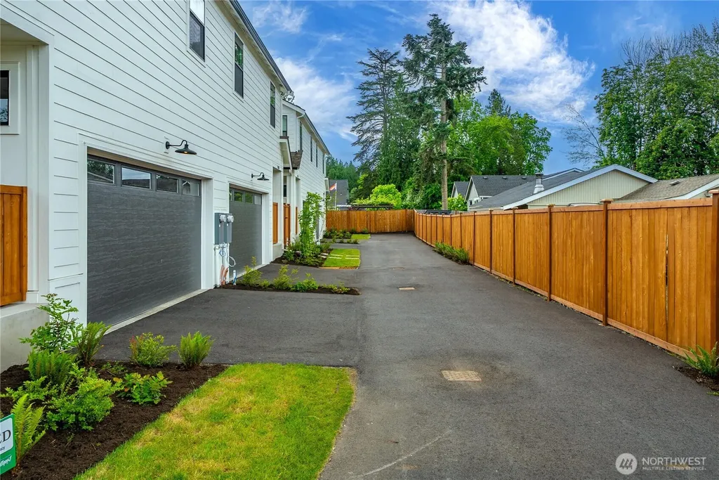 4265 Stossel Avenue Carnation WA 98014