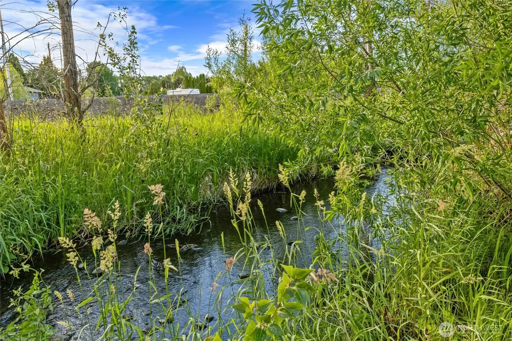 1603 W Dry Creek Ellensburg WA 98926