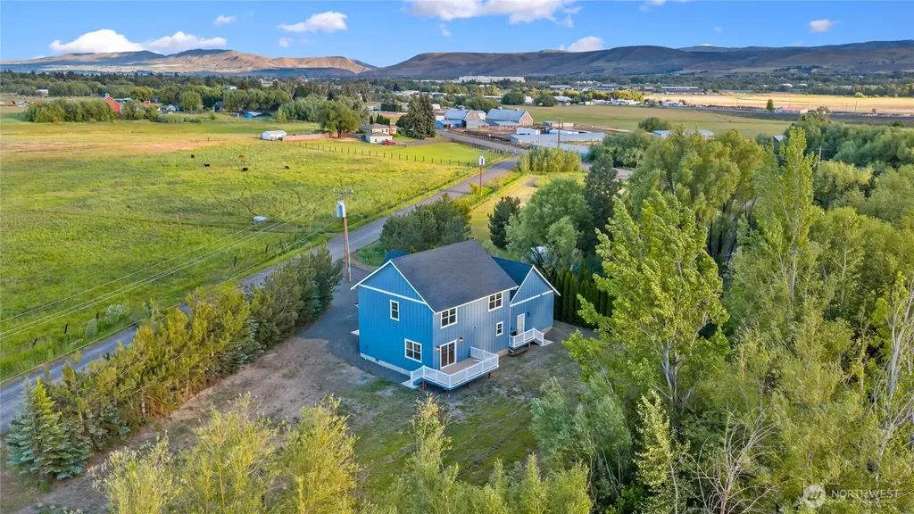 1603 W Dry Creek Ellensburg WA 98926
