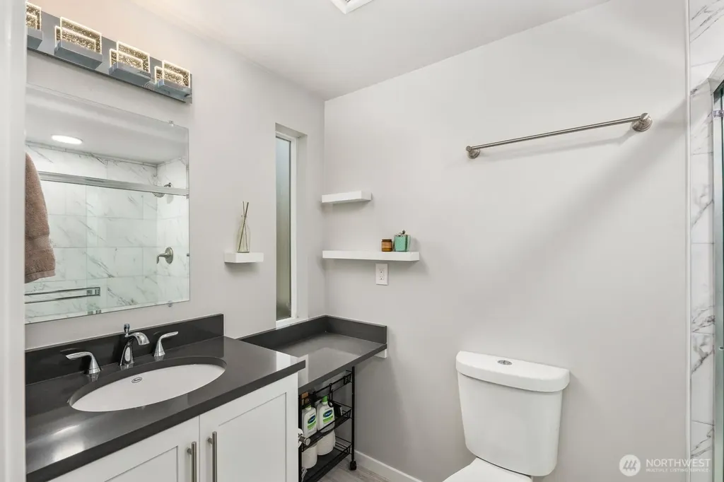 1729 18th Avenue Seattle WA 98122