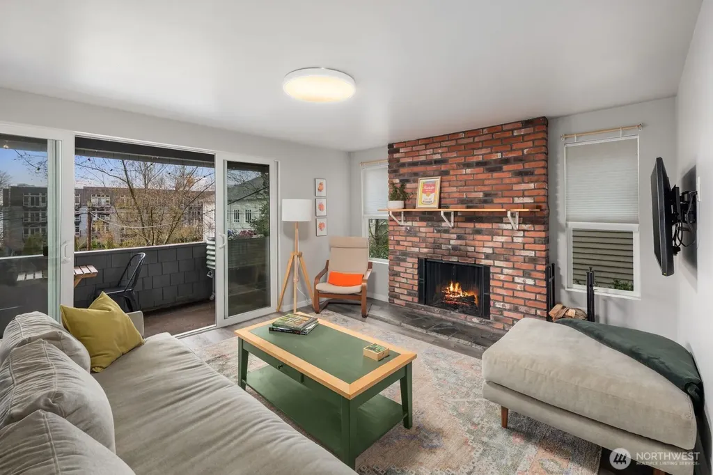 1729 18th Avenue Seattle WA 98122