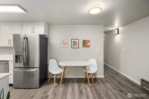 1729 18th Avenue Seattle WA 98122