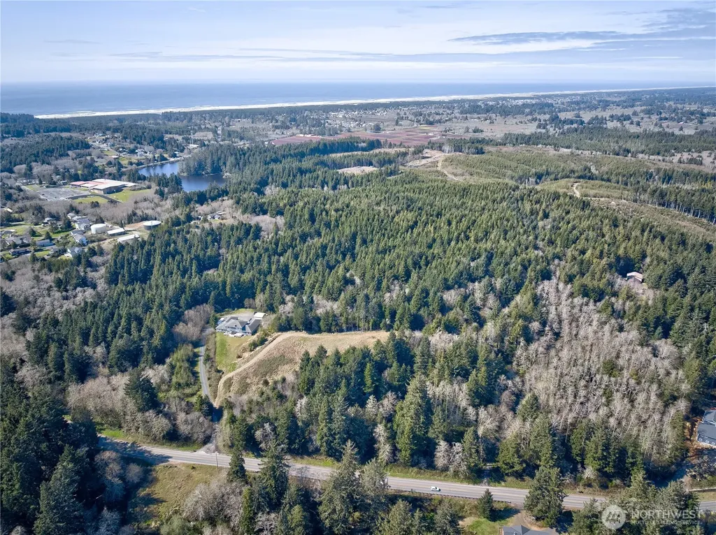 1740 State Route 101 Ilwaco WA 98624