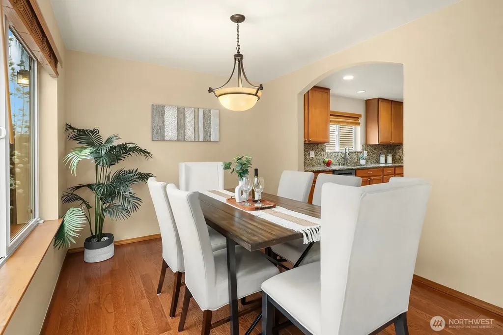 2016 250th Place SE Sammamish WA 98075