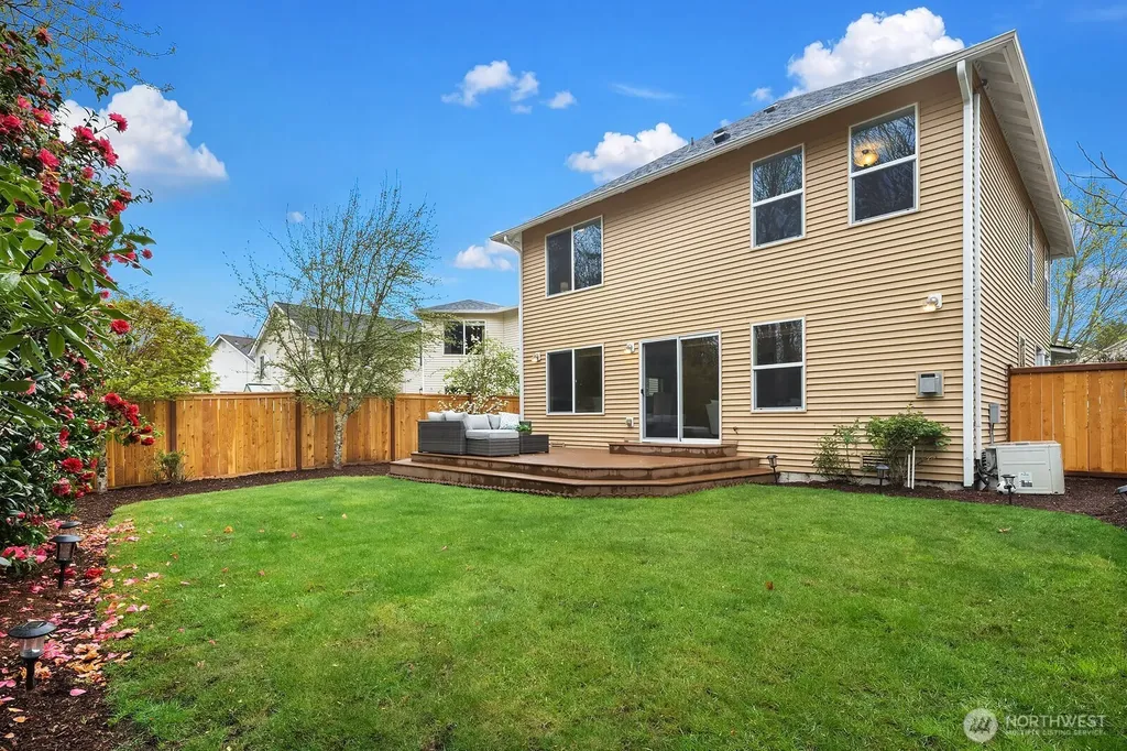 2016 250th Place SE Sammamish WA 98075
