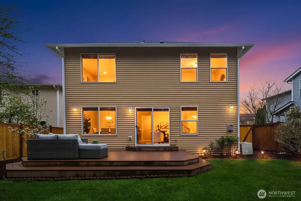 2016 250th Place SE Sammamish WA 98075