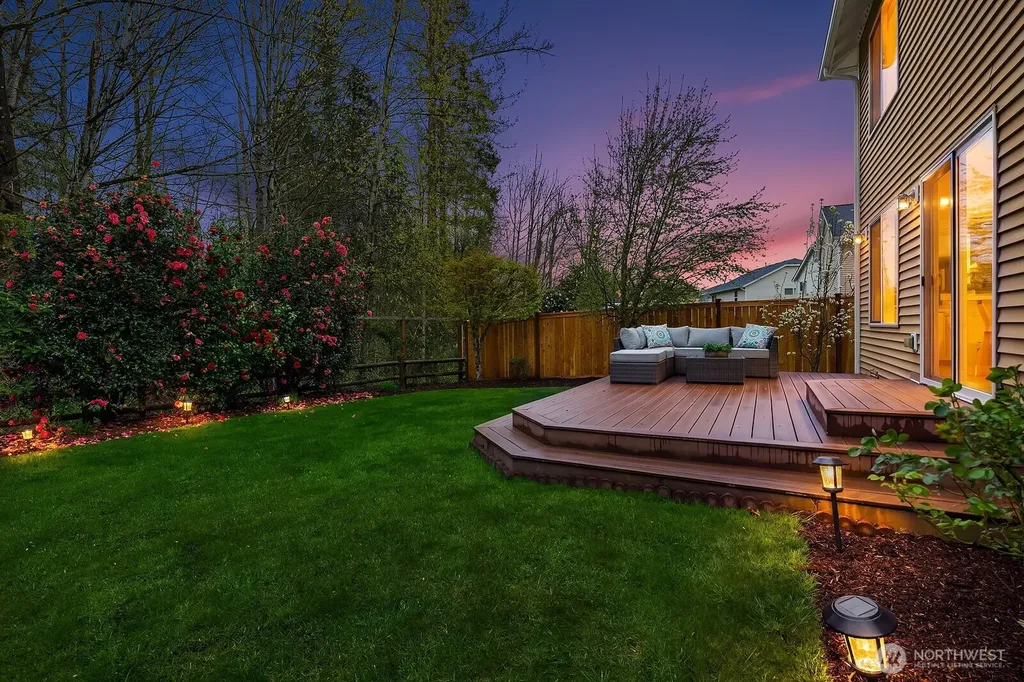 2016 250th Place SE Sammamish WA 98075