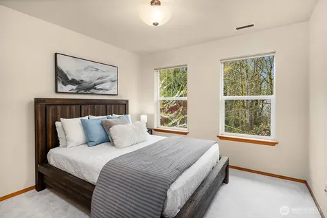 2016 250th Place SE Sammamish WA 98075
