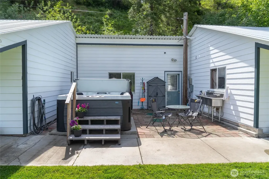 1571 Mission Creek Road Cashmere WA 98815