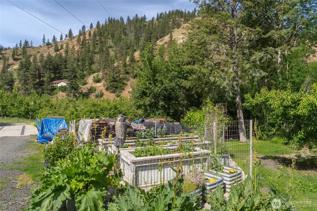 1571 Mission Creek Road Cashmere WA 98815