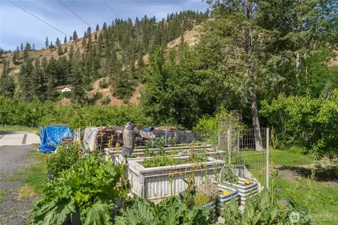 1571 Mission Creek Road Cashmere WA 98815