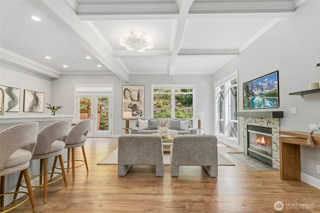 6853 166th Place SE Bellevue WA 98006