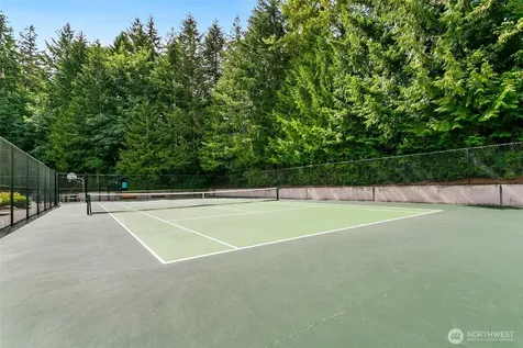 6853 166th Place SE Bellevue WA 98006