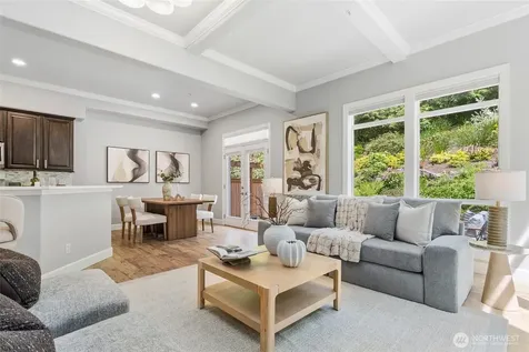 6853 166th Place SE Bellevue WA 98006