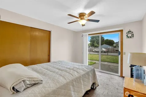 335 7th Place SE Puyallup WA 98372