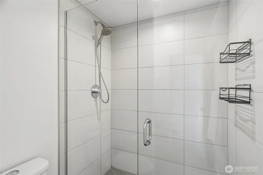 3913 SW Hudson Street Seattle WA 98116