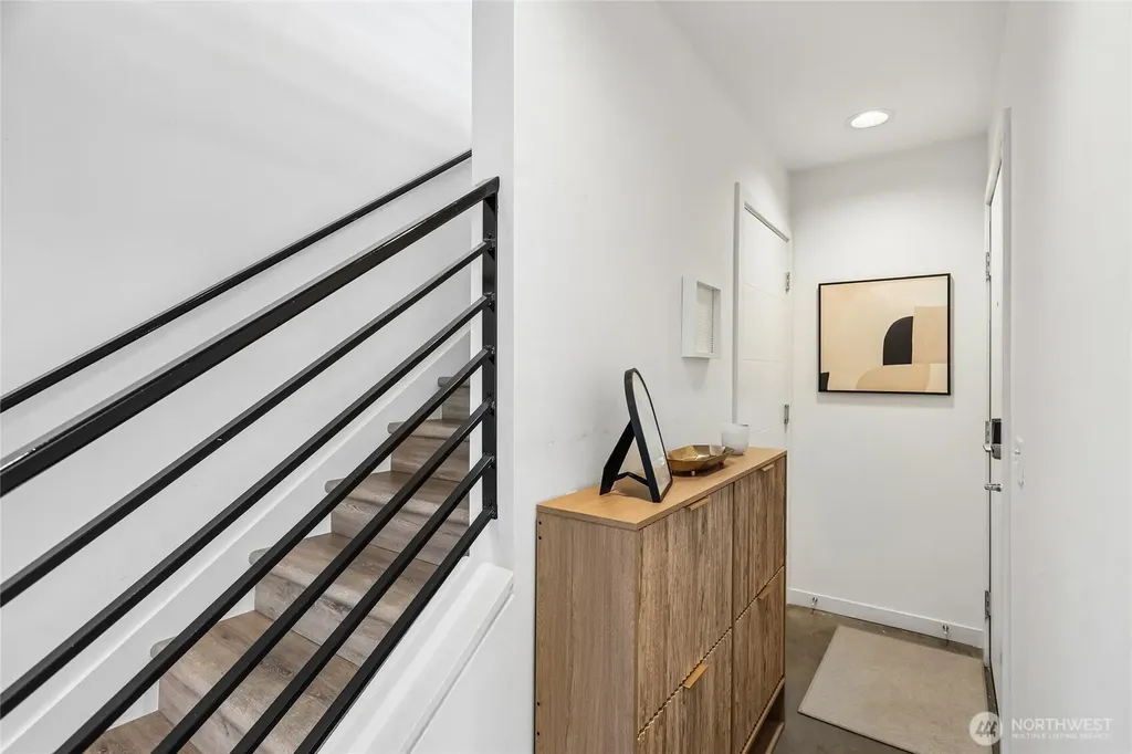 3913 SW Hudson Street Seattle WA 98116