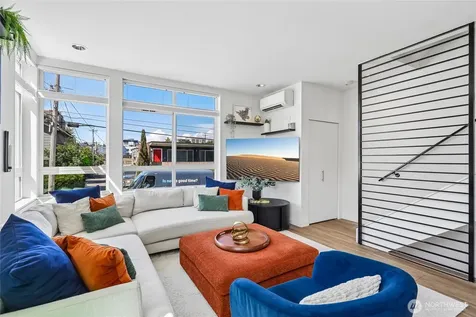 3913 SW Hudson Street Seattle WA 98116