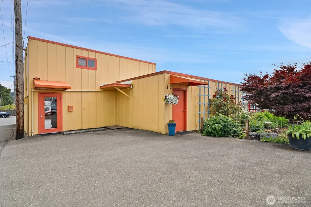 710 S Lincoln Street Sequim WA 98362