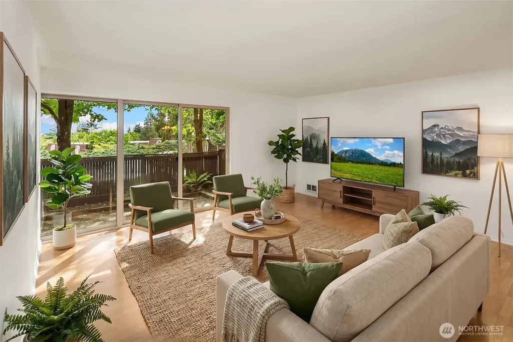 11208 NE 68th Street Kirkland WA 98033