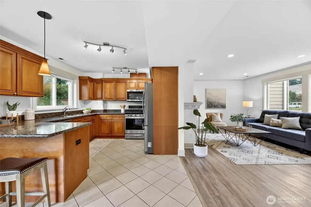 22207 48th Avenue W Mountlake Terrace WA 98043