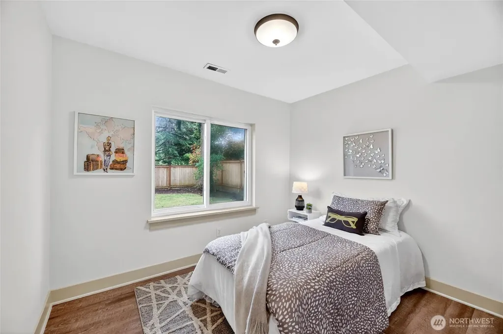 22207 48th Avenue W Mountlake Terrace WA 98043