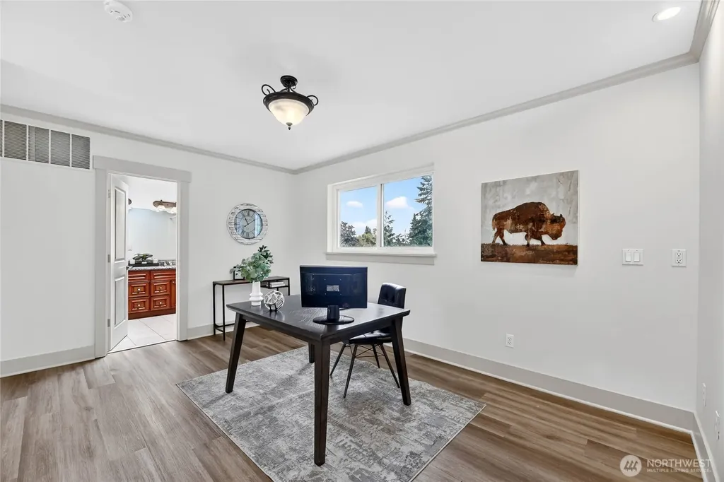 22207 48th Avenue W Mountlake Terrace WA 98043