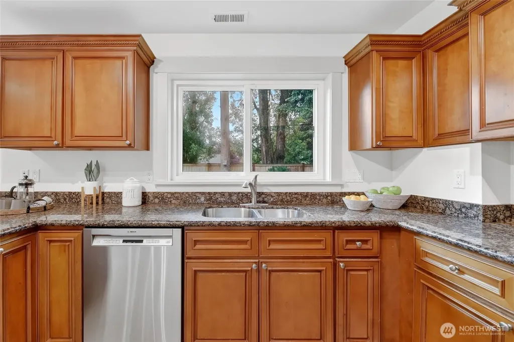 22207 48th Avenue W Mountlake Terrace WA 98043