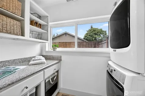 22207 48th Avenue W Mountlake Terrace WA 98043