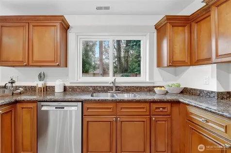 22207 48th Avenue W Mountlake Terrace WA 98043