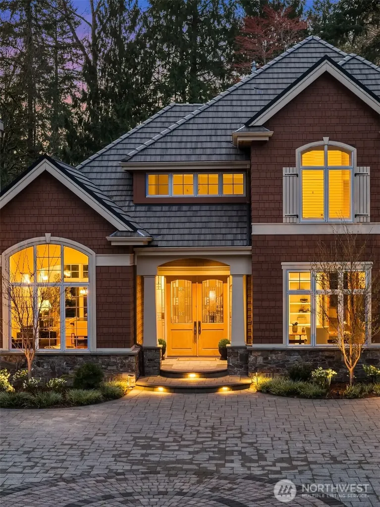12419 205th Place NE Woodinville WA 98077