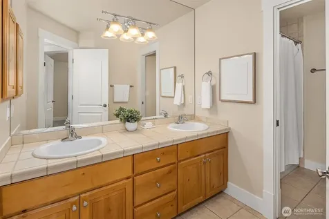 12419 205th Place NE Woodinville WA 98077