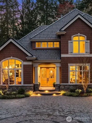 12419 205th Place NE Woodinville WA 98077